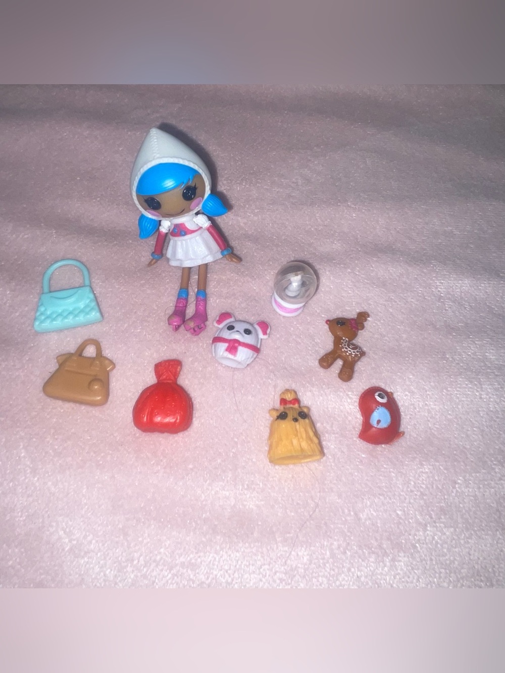 Lalaloopsy Mini Doll Mittens Fluff N Stuff 3” blue hair and accessories